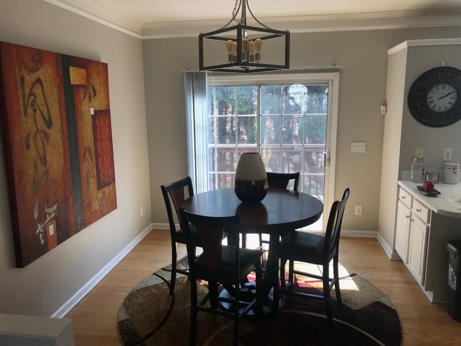 Building Photo - 3974 Howell Park Rd