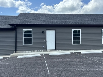 Building Photo - 1355 Woodlawn Rd