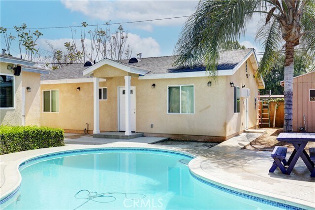 Primary Photo - 10250 Elmore Ave