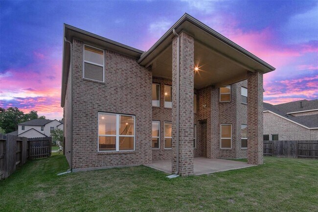 Building Photo - 4715 Hollow Tree Dr