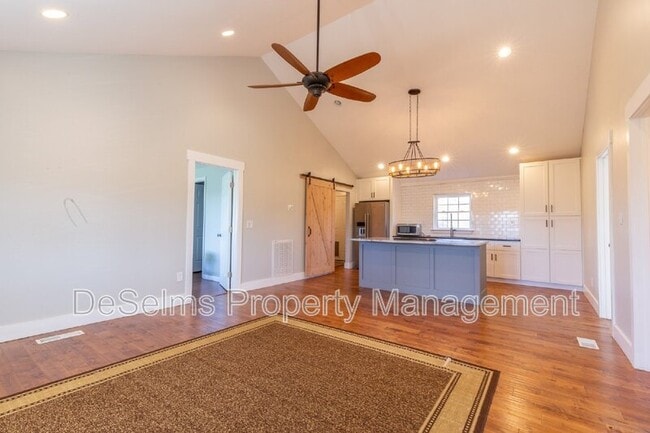 Foto del edificio - 4836 Bethesda-Duplex Rd