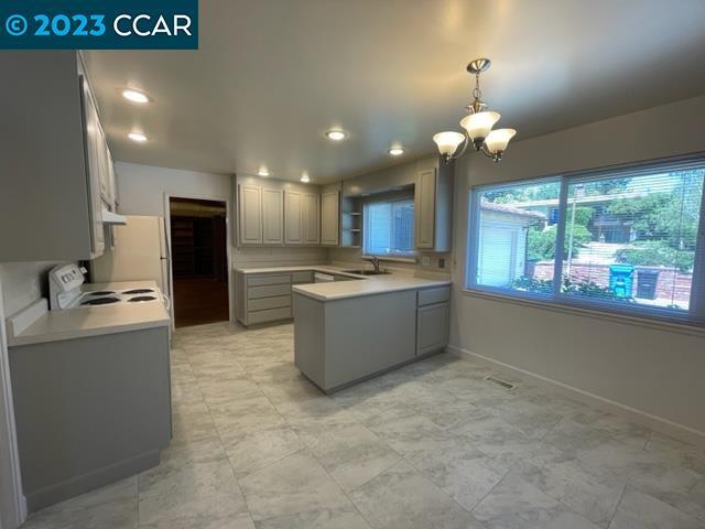 Building Photo - 16 Carisbrook Dr