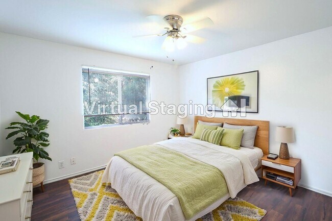 Foto del edificio - 1208 Creek Knoll