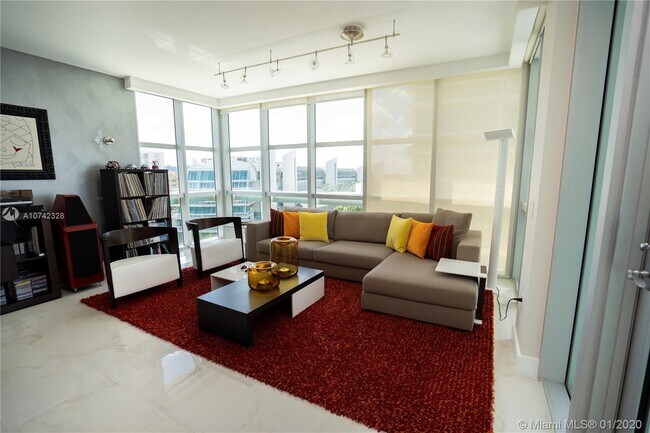 Foto del edificio - 3131 NE 188th St