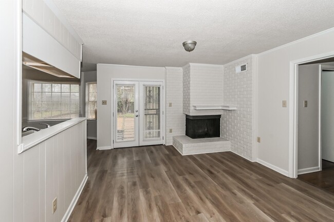 Foto del edificio - 5326 Blue Ridge Pkwy