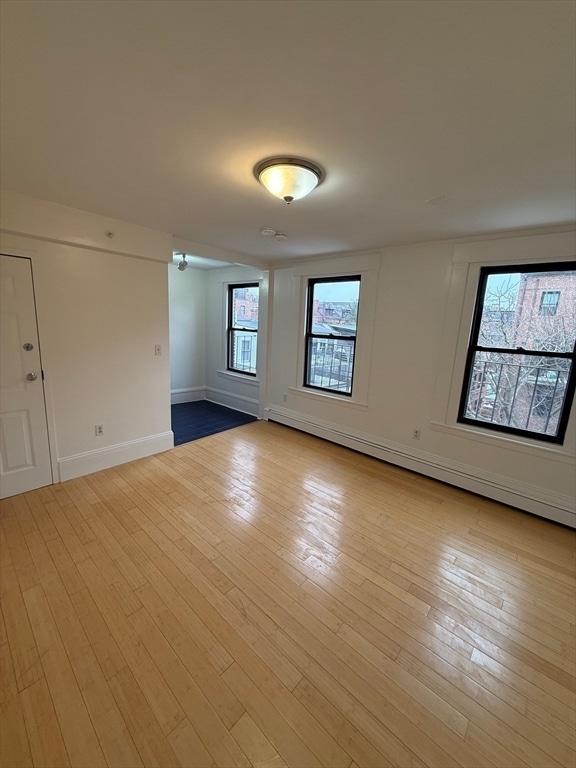 Building Photo - 4 Milford St