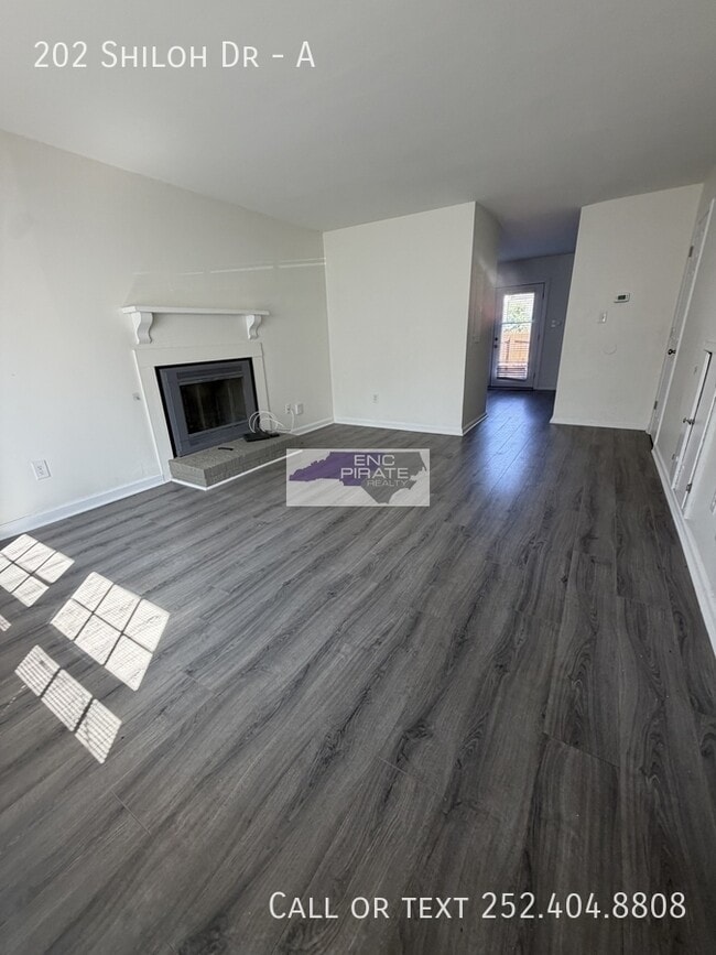 Building Photo - 202 Shiloh Dr