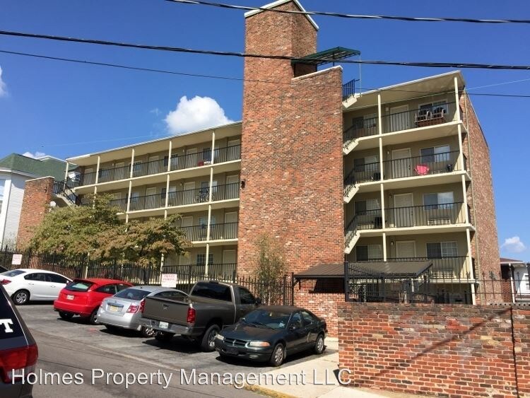 Building Photo - 1 br, 1 bath Room For Rent - 510 14th St #402