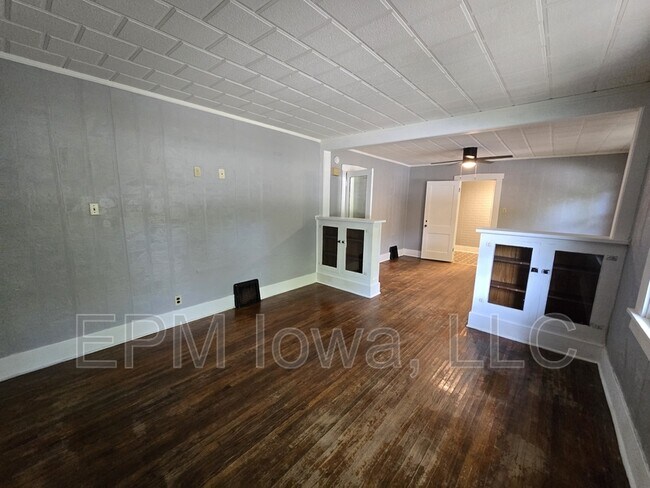 Foto del edificio - 543 Sumner St