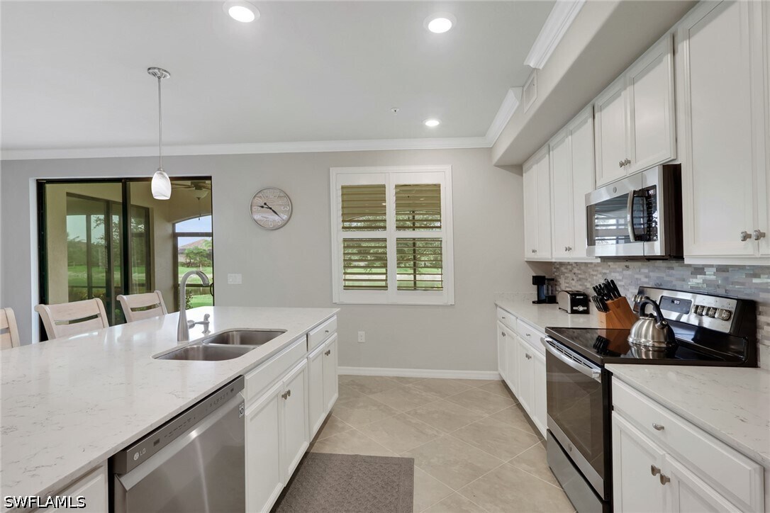 Foto del edificio - 17270 Cherrywood Ct