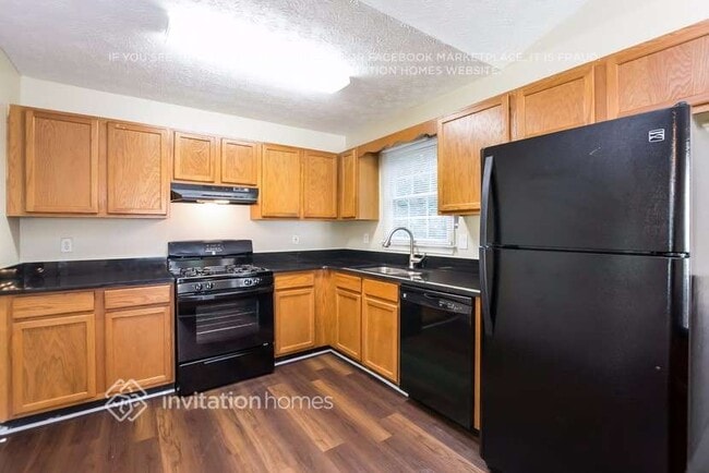 Building Photo - 92 Indian Trail Dr