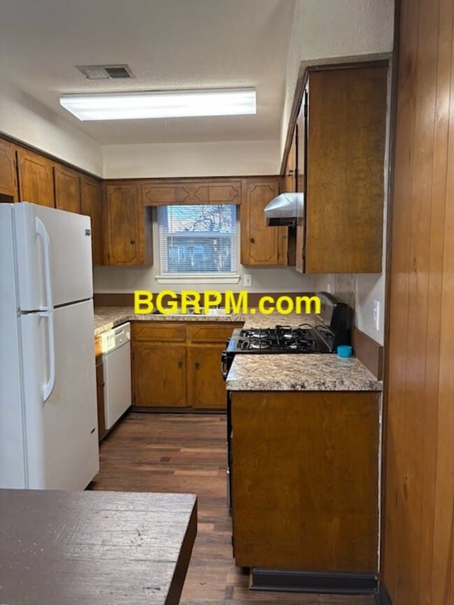 Foto del edificio - 6 Waterfront Dr