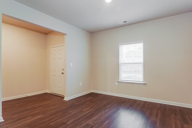 Foto del edificio - 305 Farmhouse Ln, Springville, AL