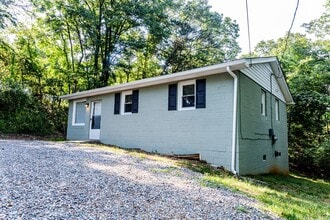 Building Photo - 4325 Bristol Rd SW