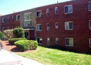 Whitehall Place Rentals - Pittsburgh, PA | Apartments.com Whitehall Place Rentals - Pittsburgh, PA | Apartments.com