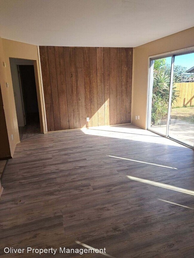 Building Photo - 3 br, 1 bath House - 596 Green Valley Rd