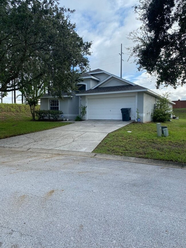Building Photo - 144 Birchwood Dr
