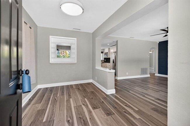 Foto del edificio - 1674 34th Ave N