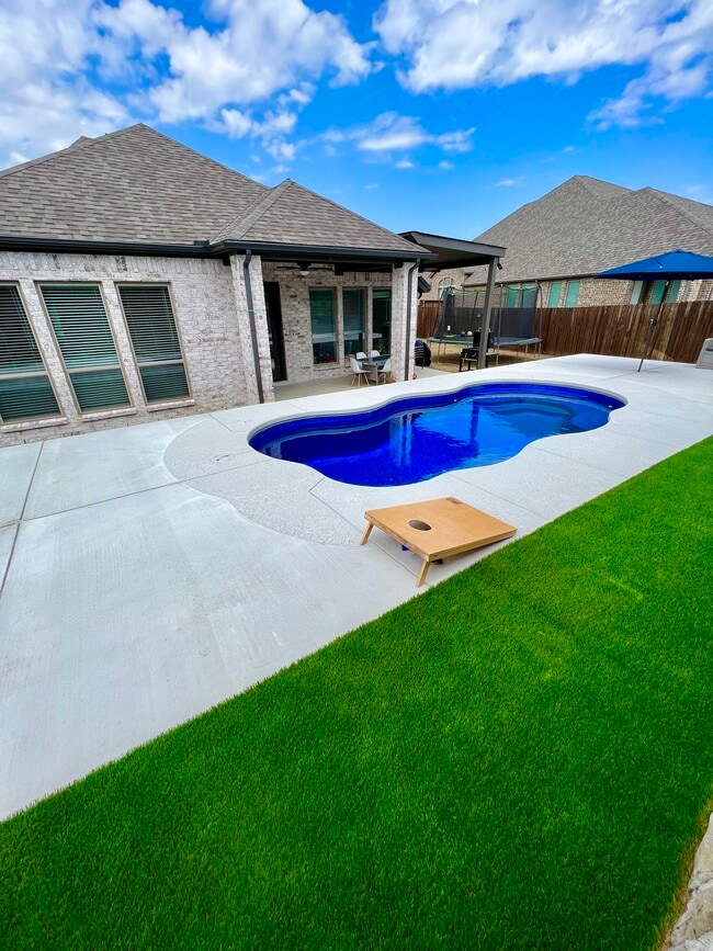 Foto del edificio - 960 Knoxbridge Rd