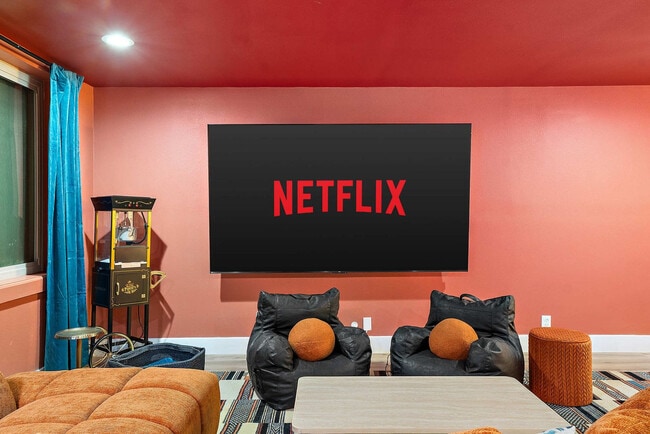 Building Photo - 7157 W Windrose Dr