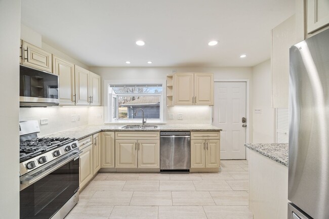 Foto del edificio - 503 S Benton St