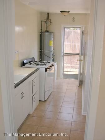 Primary Photo - 3043 1/2 Larga Ave