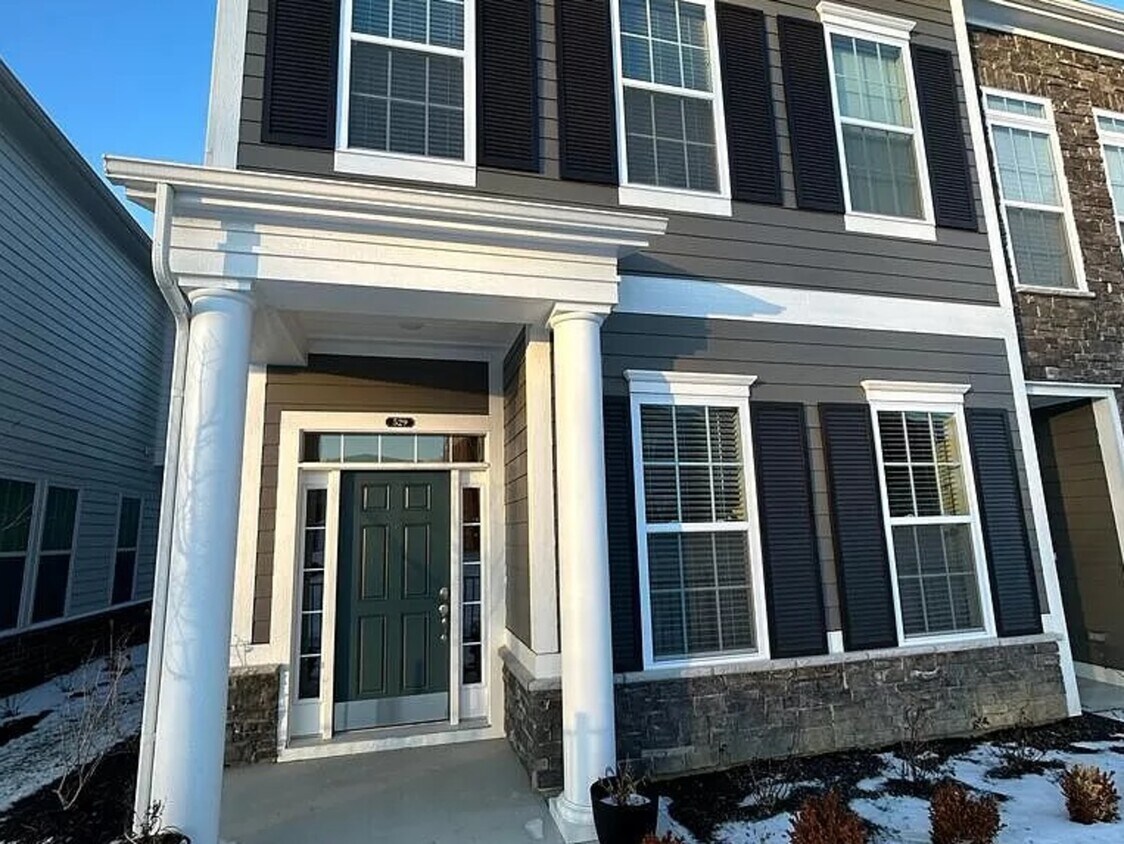 529 Steinbeck Pl, Carmel, IN 46032 Townhome Rentals in Carmel IN