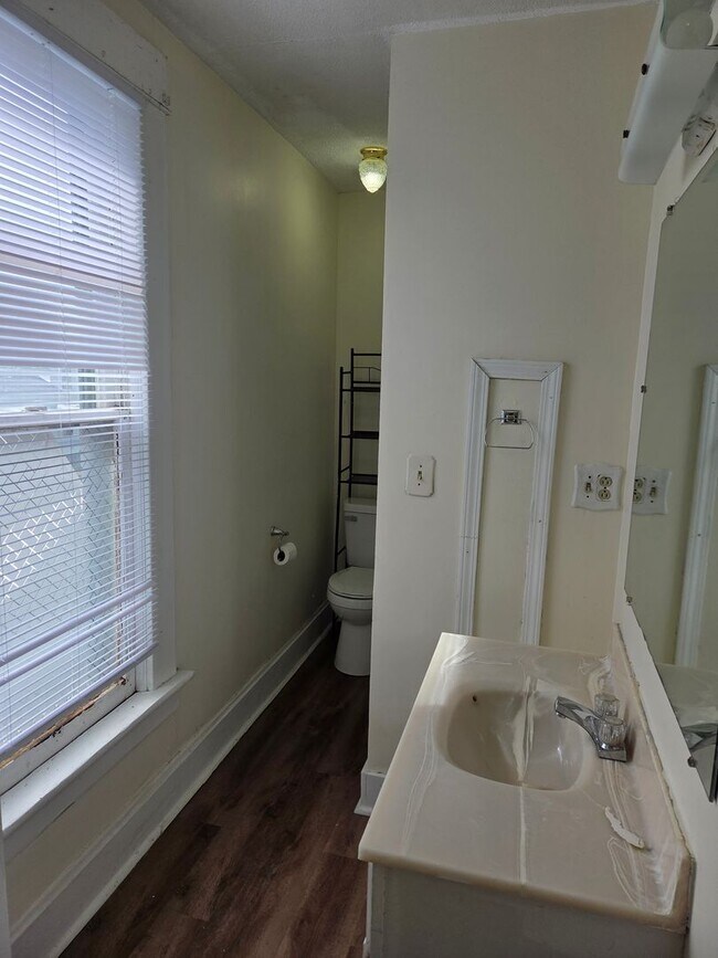 Foto del edificio - 3 Bedroom, 2 Bathroom House