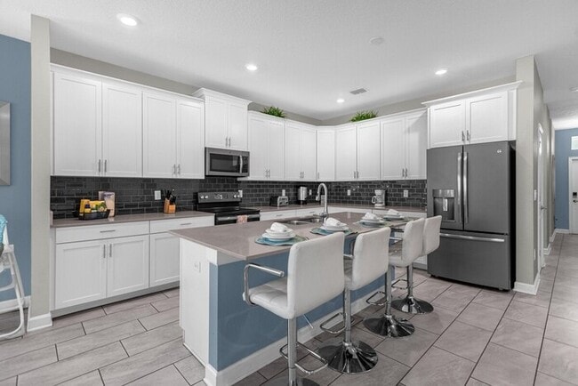 Building Photo - 1564FD  Dazzling 6Br Villa W Pool&Spa(1564FD)