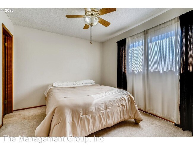 Building Photo - 3 br, 2 bath House - 9607 NW 25th Avenue