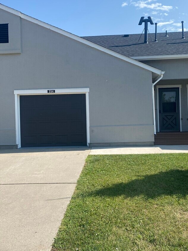 354 Norbeck Ct, Box Elder, SD 57719 House Rental in Box Elder, SD