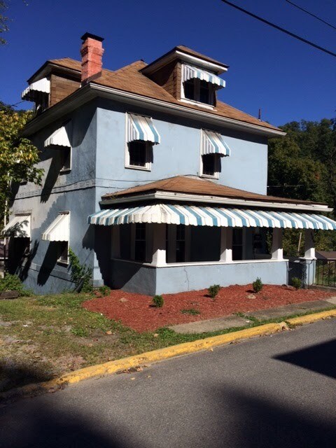 Foto principal - 609 Arlington St