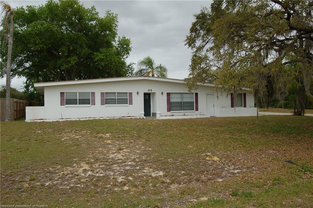 215 E Lagrande St, Avon Park, FL 33825 House Rental in Avon Park, FL