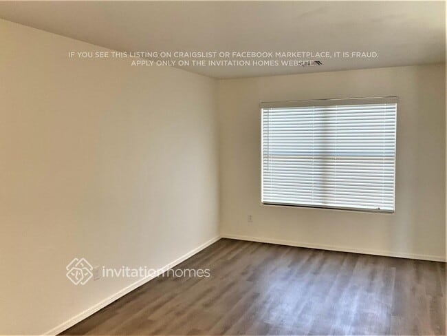 Building Photo - 9312 E Plata Ave