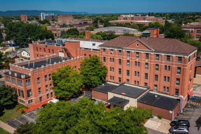Building Photo - Grandview Lofts