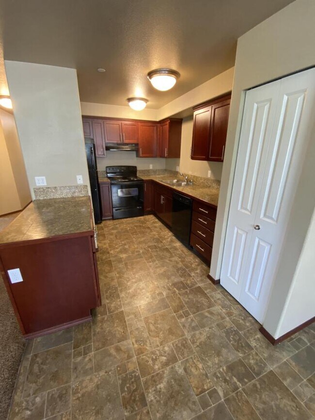 Building Photo - 3 bedroom in Marysville WA 98271