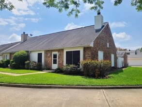Building Photo - 12439 Coursey Blvd