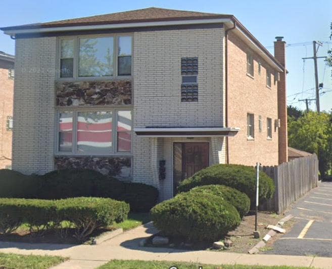 7351 N Waukegan Rd Unit 2, Niles, IL 60714 Condo for Rent in Niles