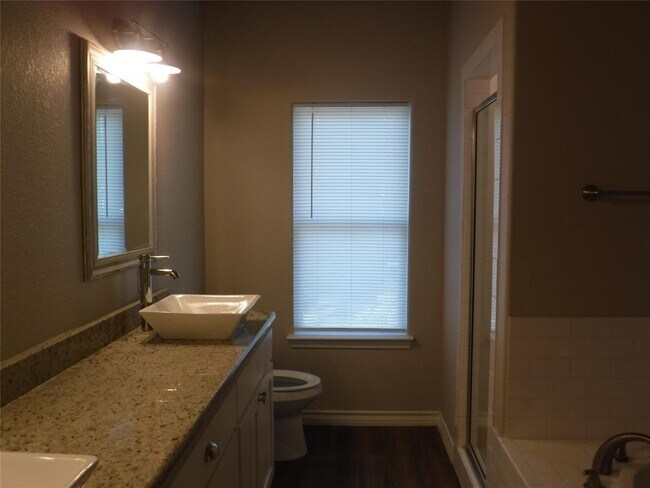 Foto del edificio - 1633 Cree Trail