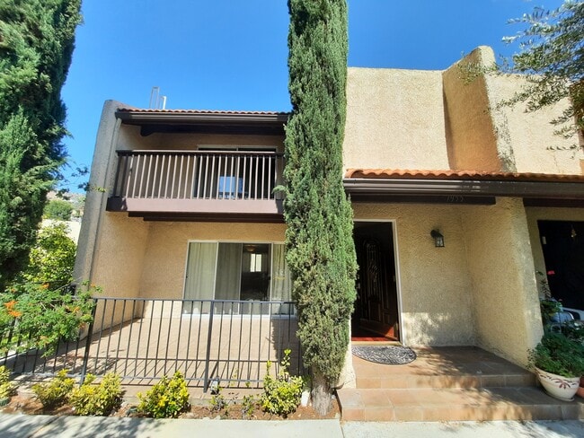 Building Photo - 7955 Vía Latina