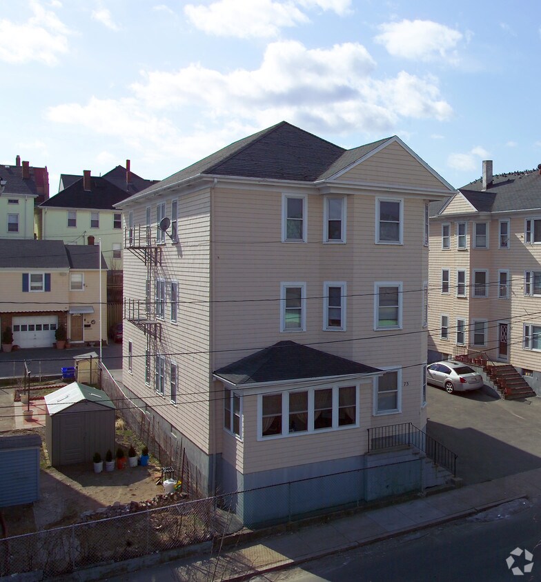 Building Photo - 73 Spring St