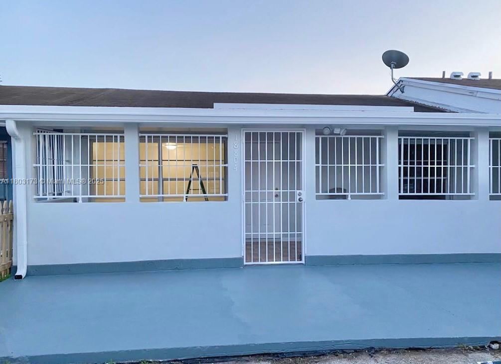 Foto principal - 18804 NW 45th Ave