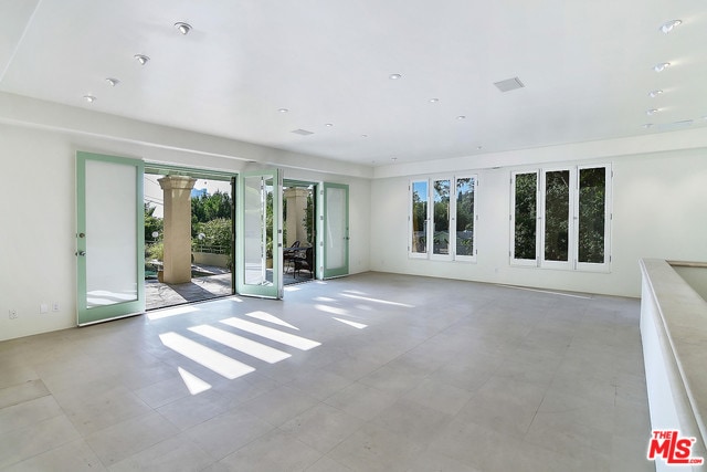Building Photo - 1368 Vireo Dr
