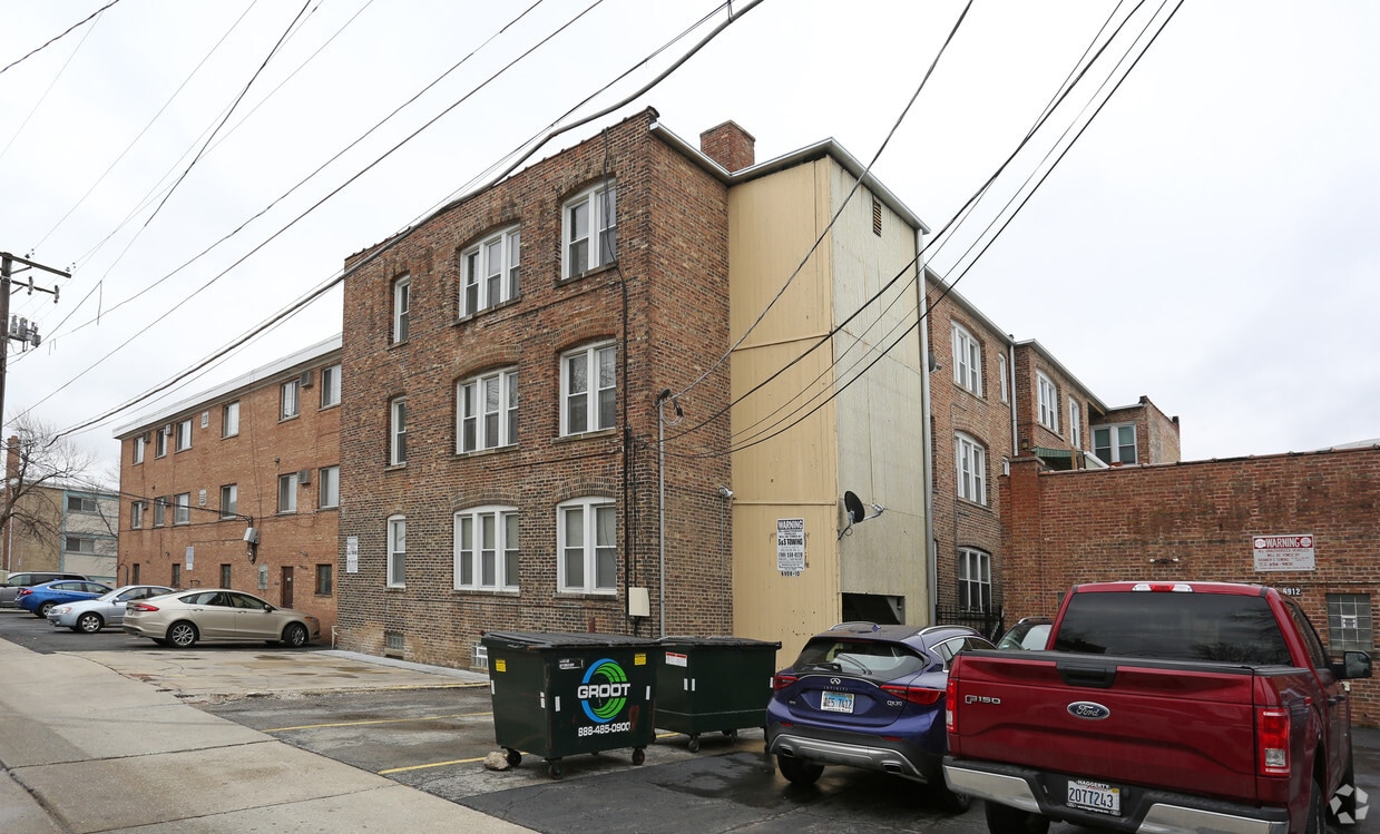 Foto del edificio - 6908-6910 Cermak Rd