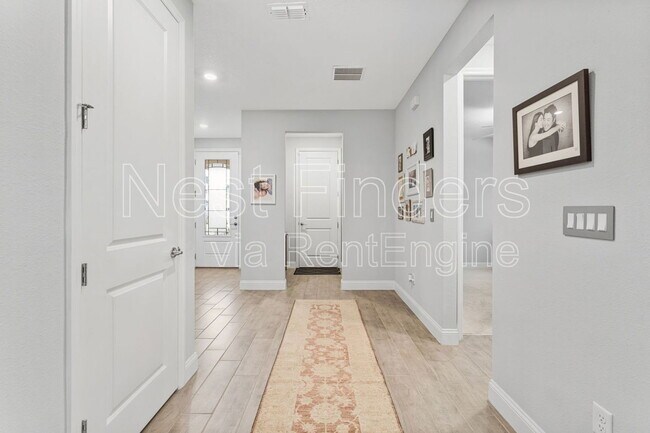 Foto del edificio - 171 Killarney Ave