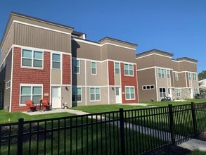Building Photo - 1634 Ellis Blvd NW