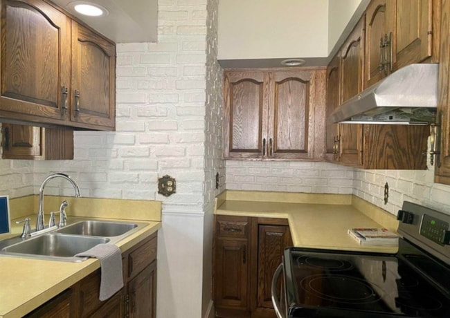 Foto del edificio - 3 Bedroom House - Rock Island