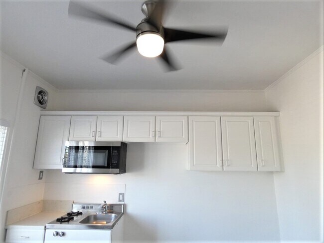 Foto del edificio - 636 Chestnut Ave