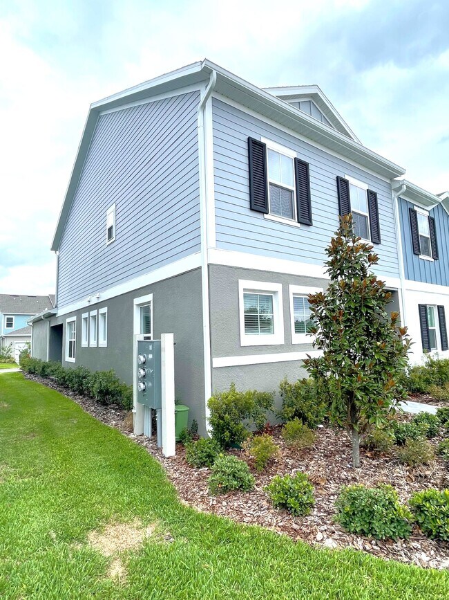 Photo - 1248 Stockwell Ave Townhome