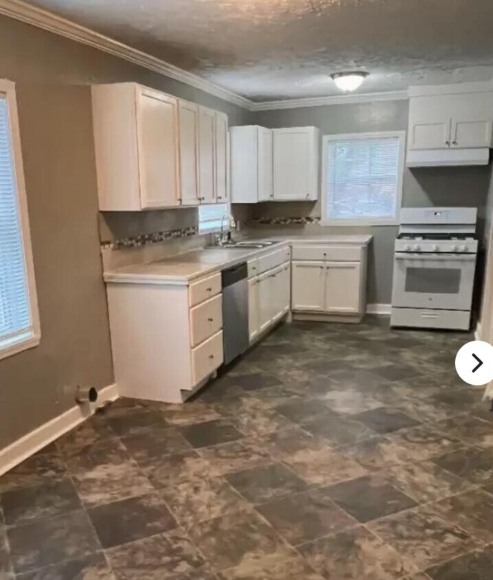 Foto del edificio - 2566 Williamson Ave